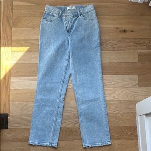 ABERCROMBIE & FITCH High Rise Straight Jeans